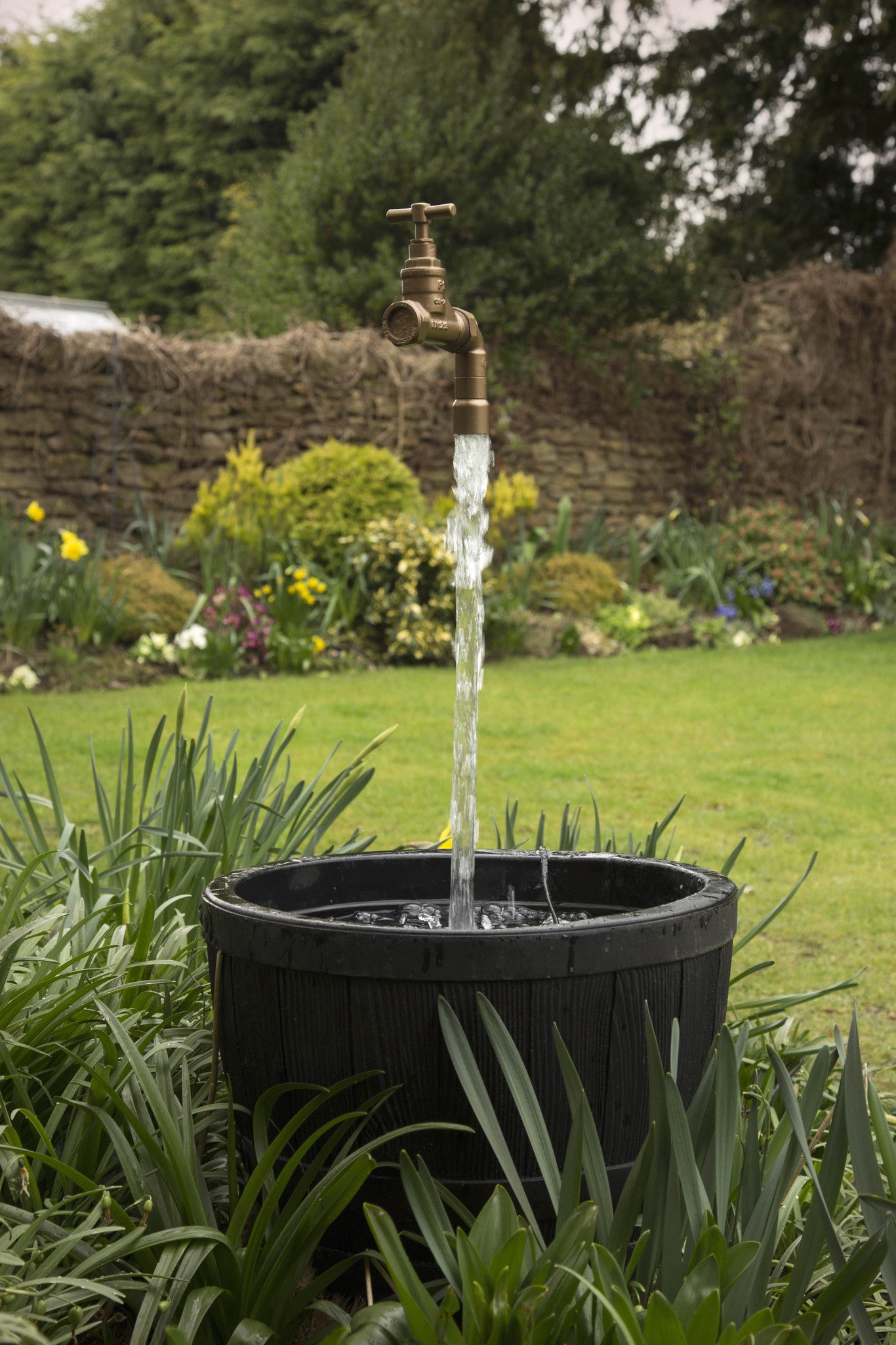 22mm Floating Tap Water Feature Including Pump (container not included) FREE UK DELIVERY