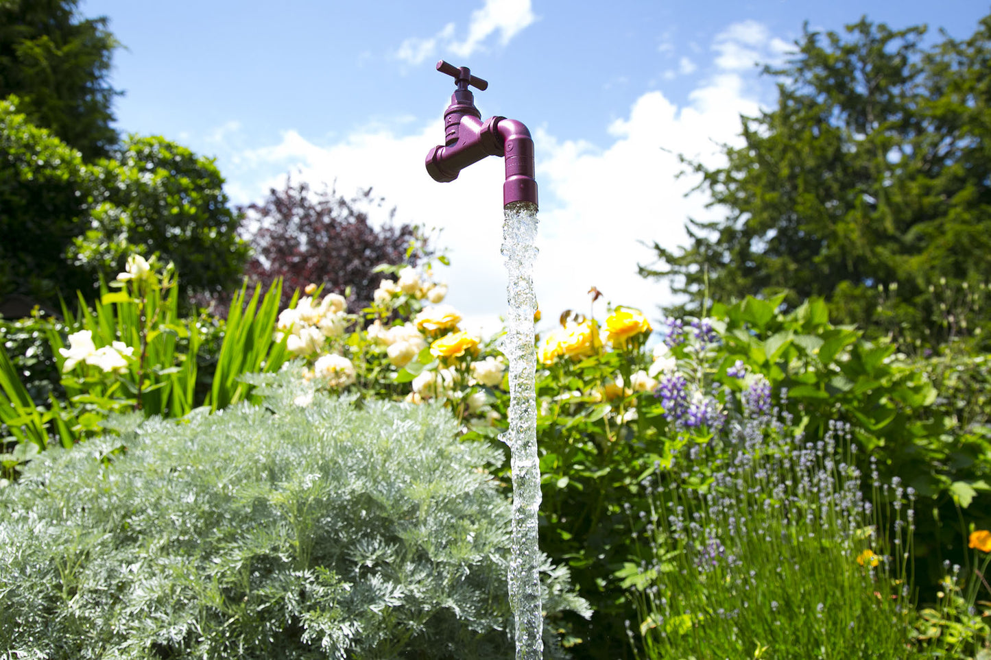 22mm Floating Tap Water Feature Including Pump (container not included) FREE UK DELIVERY