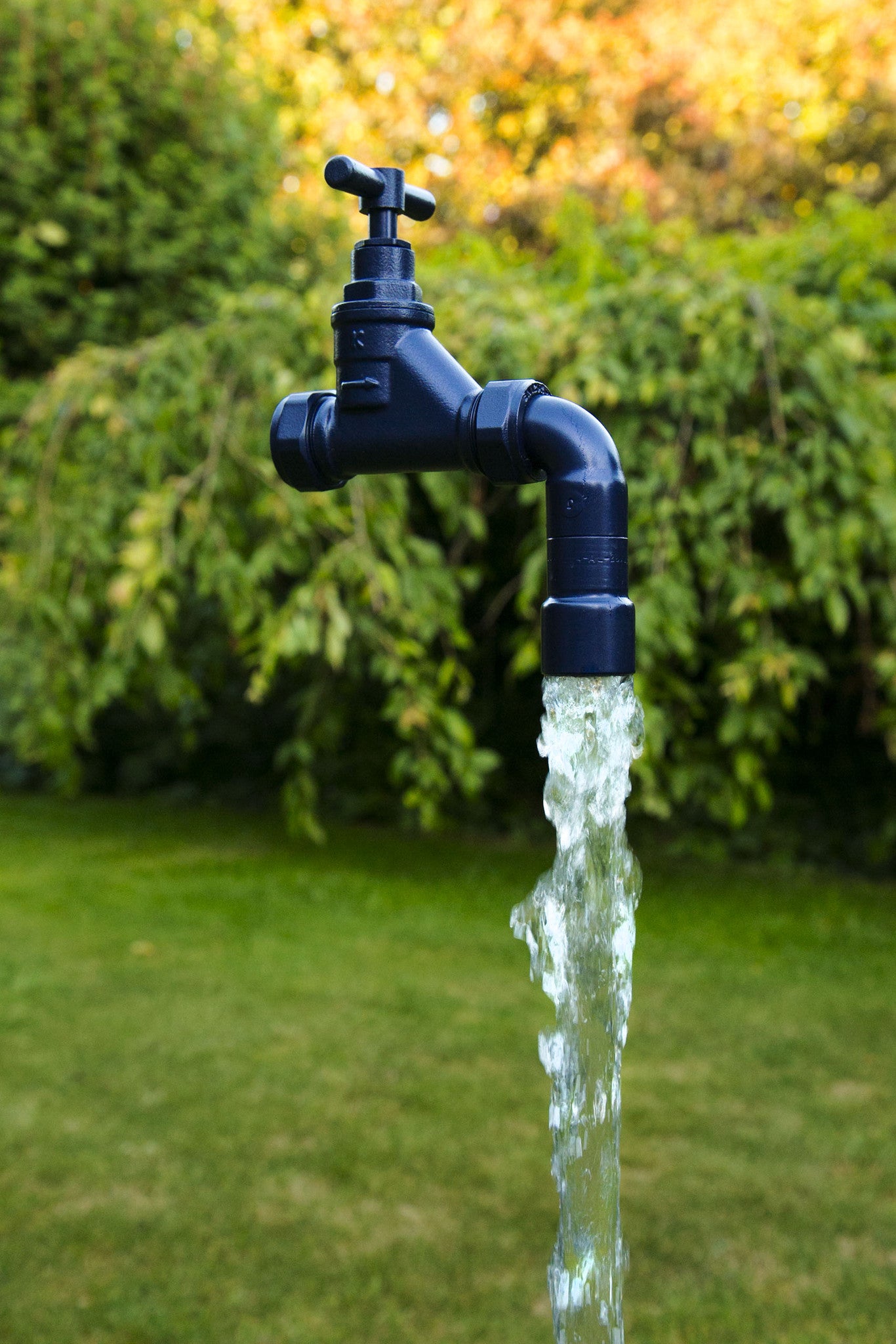 22mm Floating Tap Water Feature Including Pump (container not included) FREE UK DELIVERY